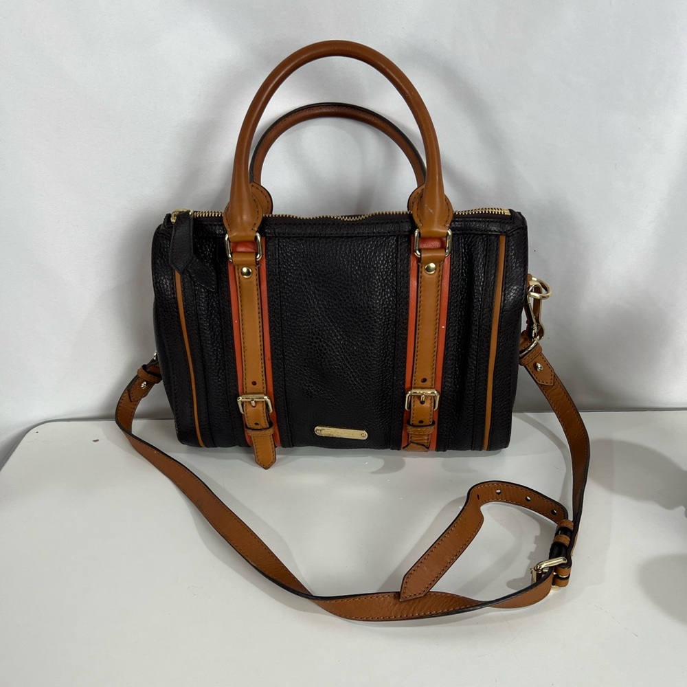 Beautiful Burberry Alchester Bag Leather Medium Purse Handbag Bowling